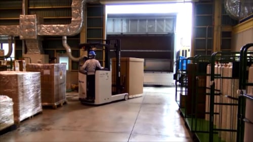 松山事業所の作業風景