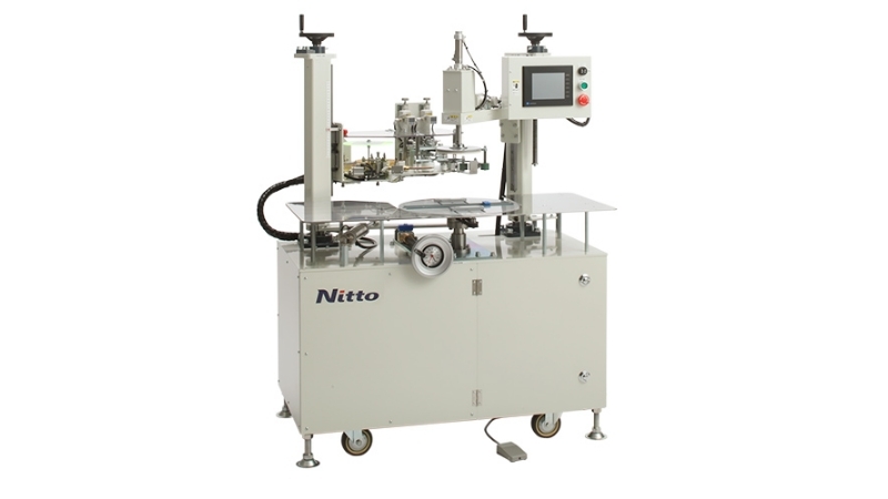 テープ貼り機の写真